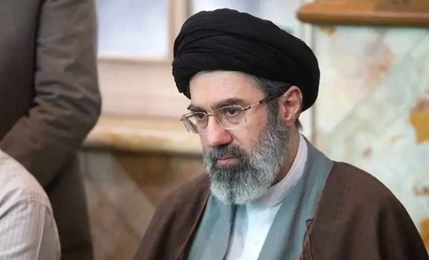 مجتبى خامنئي يتوعّد واشنطن بتلقينها "دروسا لا تُنسى"